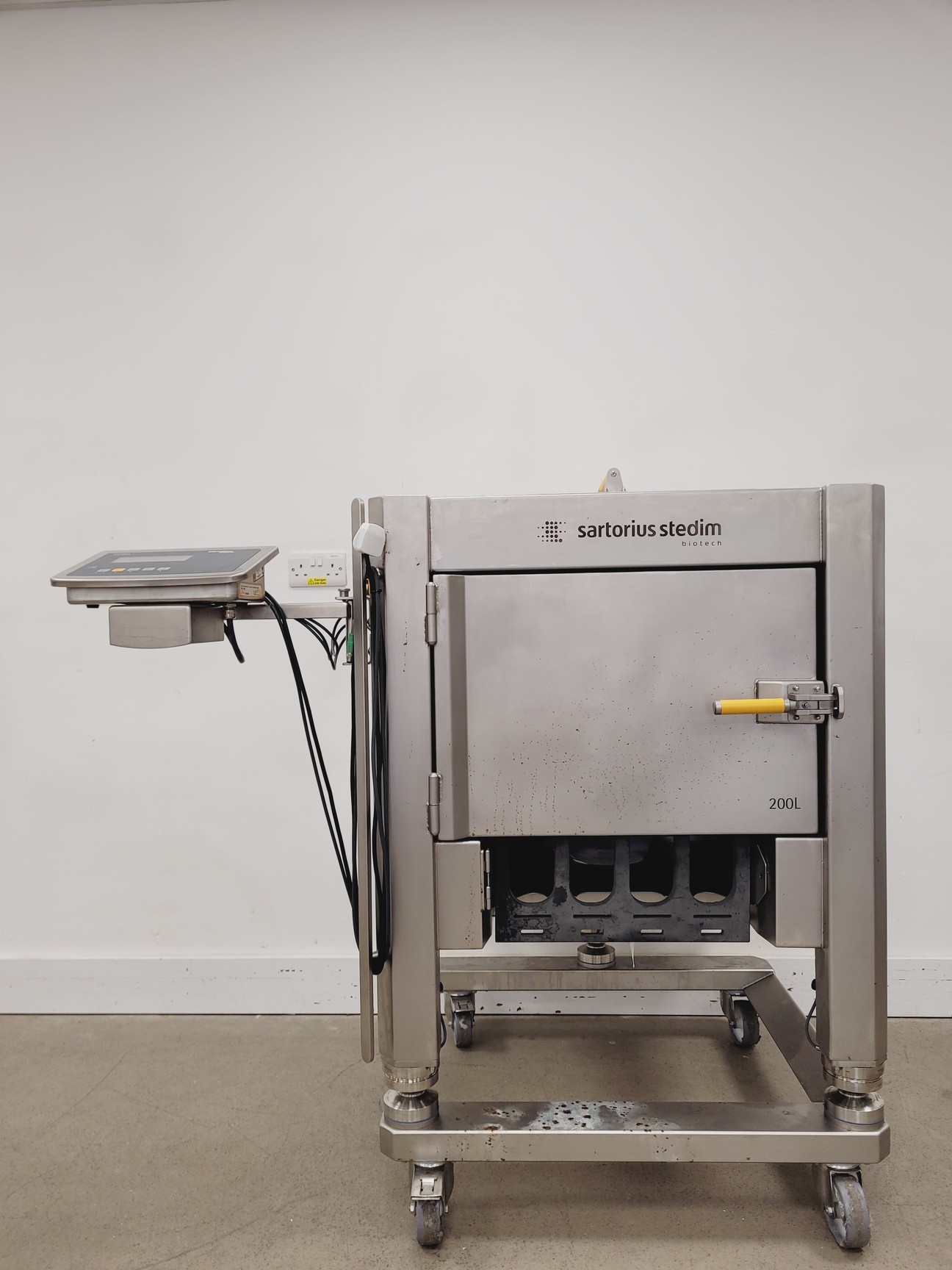 Image of Sartorius Stedim Biotech Palletank For Mixing 200L FXC301942