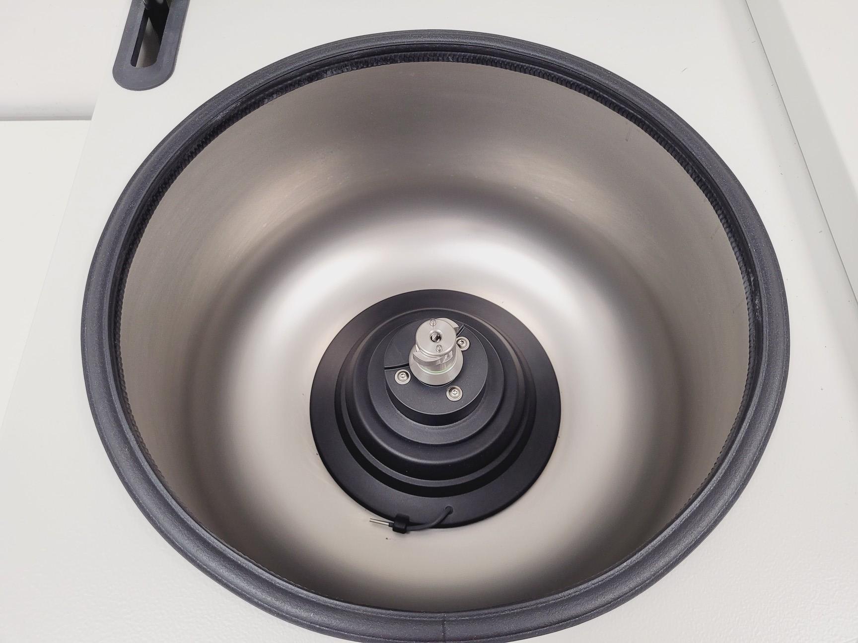 Image of Fisher Scientific GT2R Refrigerated Centrifuge (2021) w/  ﻿TX-400 Rotor 4 Lab
