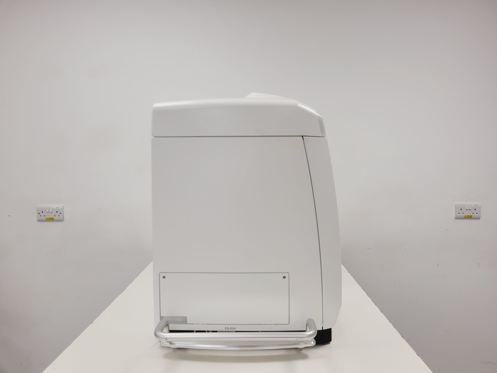 Image of Zeiss Axioscan 7 Digital Slide Scanner With Colibri 7 430038-9080-000 Lab