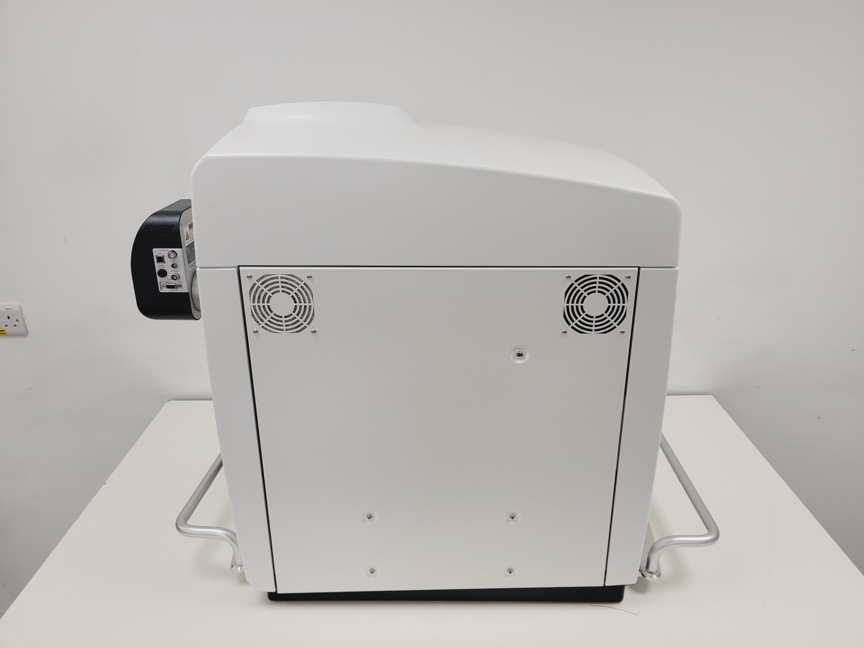 Image of Zeiss Axioscan 7 Digital Slide Scanner With Colibri 7 430038-9080-000 Lab