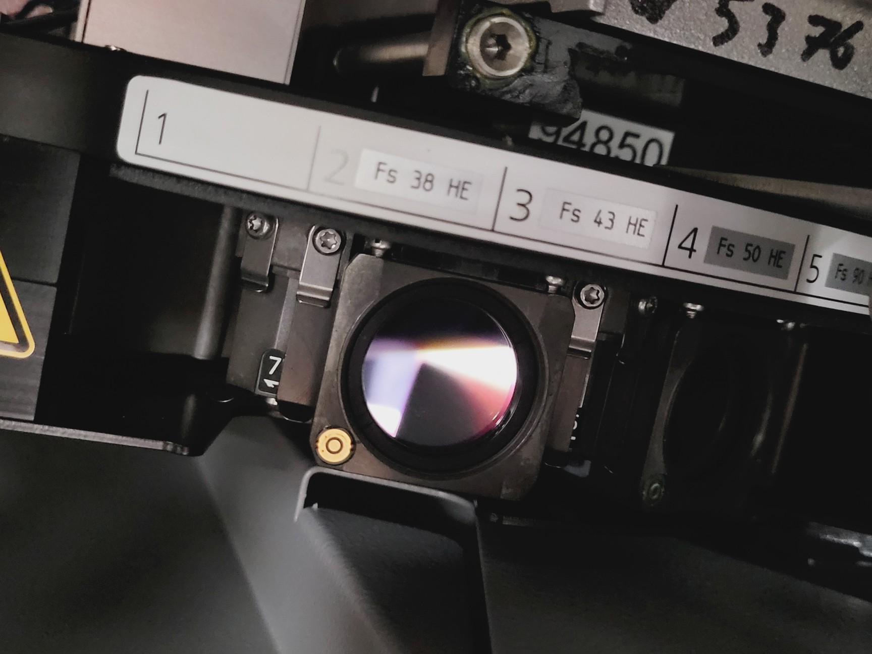 Image of Zeiss Axioscan 7 Digital Slide Scanner With Colibri 7 430038-9080-000 Lab