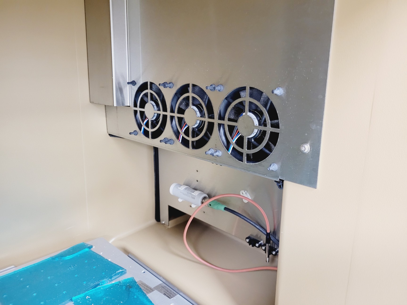 Image of Infors HT Minitron Co2 Shaking Incubator 2017 - Working - Broken Door Lab