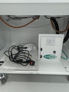 Thumbnail image of Safe Lab Airone 1000RS Mobile Ductless Fume Cupboard 'Unused - As New' Lab