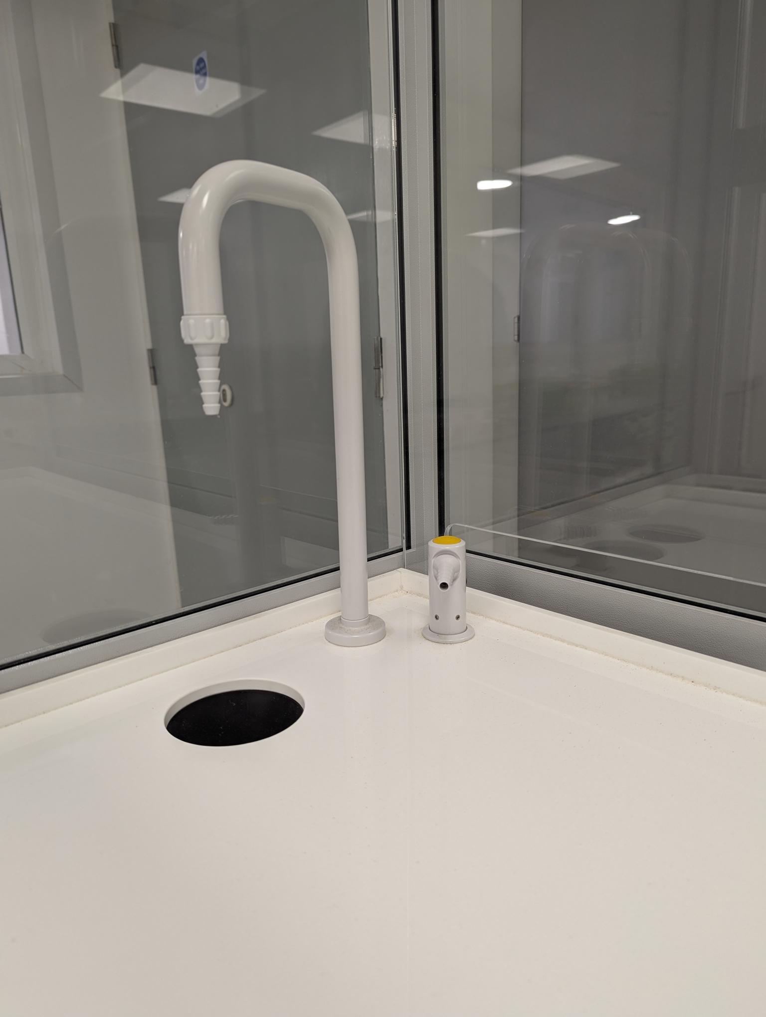 Image of Safe Lab Airone 1000RS Mobile Ductless Fume Cupboard 'Unused - As New' Lab