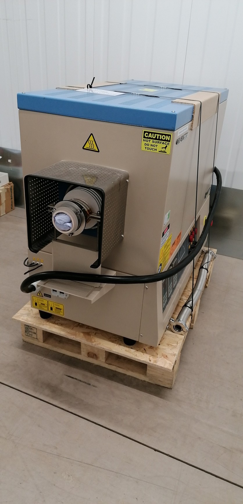 Image of MTI Corp High Temp Furnace GSL-1700X-IIII w/ EQ-VBS-M1-LD & GSL-LCD-3Z 
