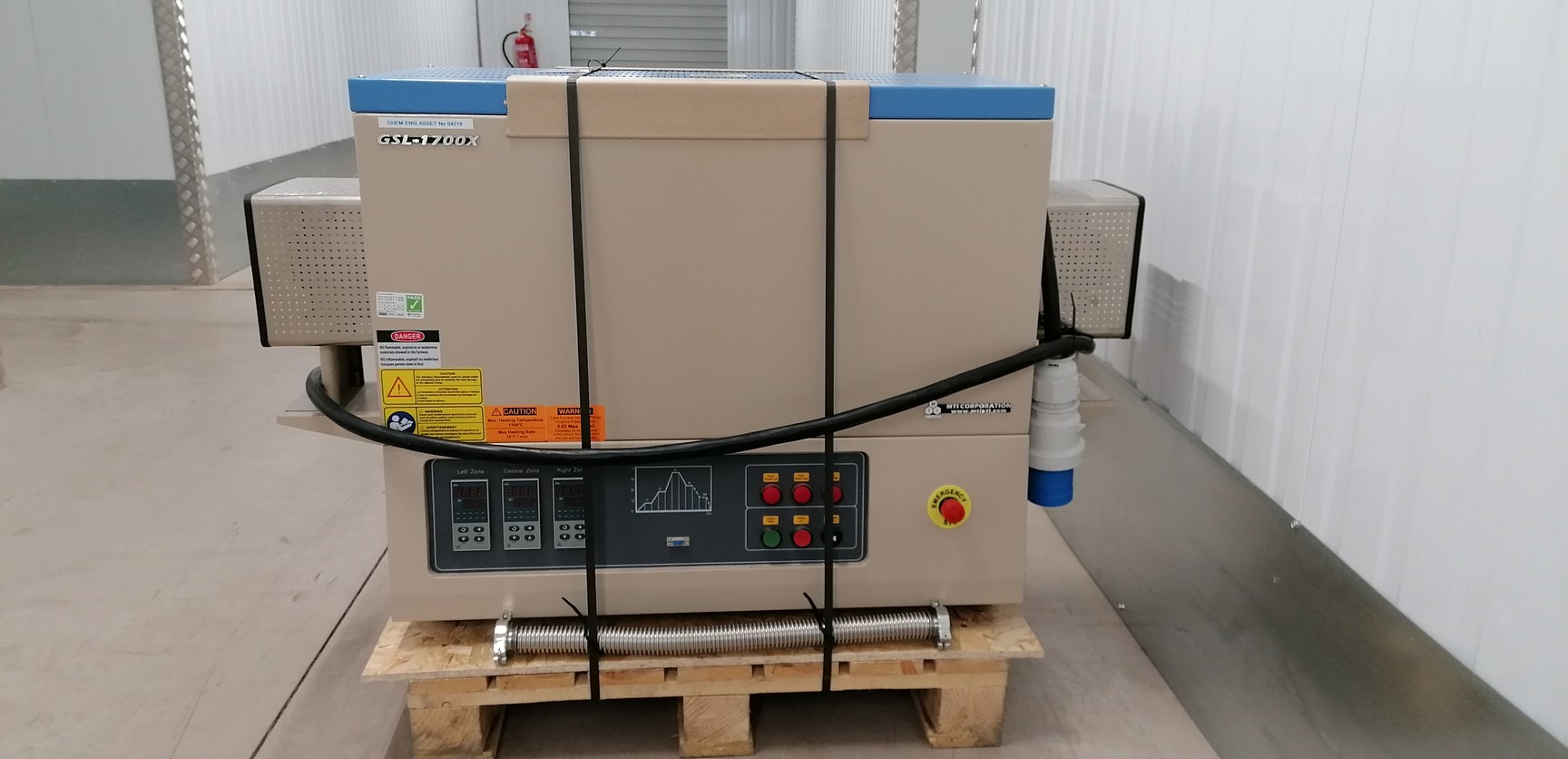 Image of MTI Corp High Temp Furnace GSL-1700X-IIII w/ EQ-VBS-M1-LD & GSL-LCD-3Z 