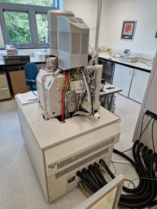 Thumbnail image of FEI Quanta 3D FEG Scanning Electron Microscope w/ Focused Ion Beam (FIB) Lab