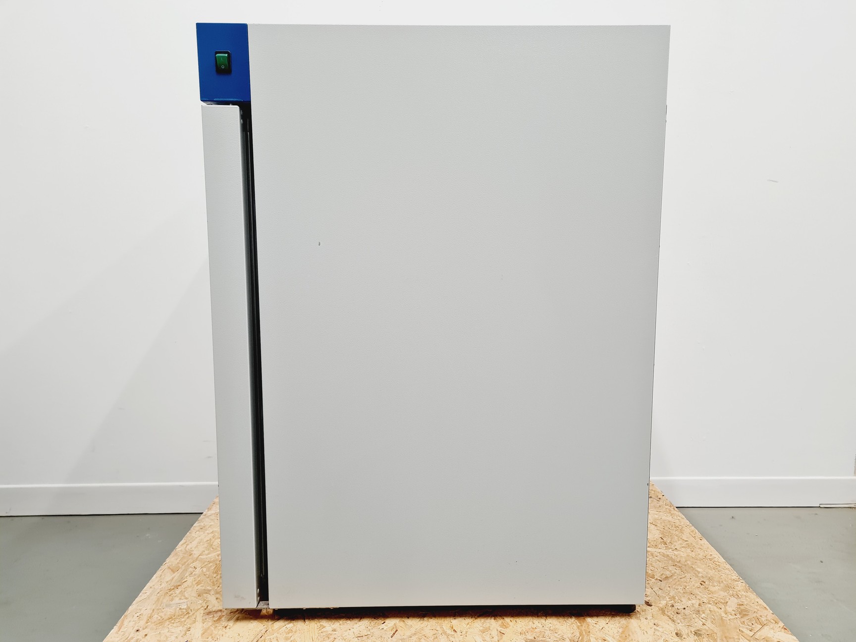 Image of VWR INCU-Line 180 Prime Incubator Lab