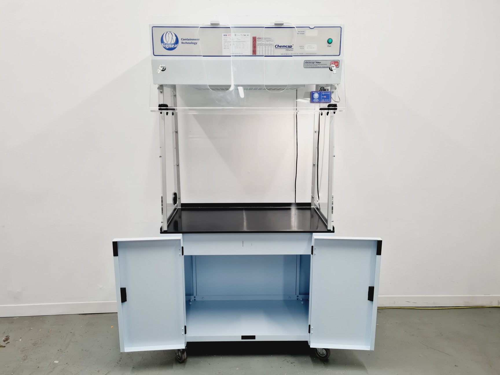 Image of Bigneat BC1004/05 Chemcap Filtration Safety Cabinet