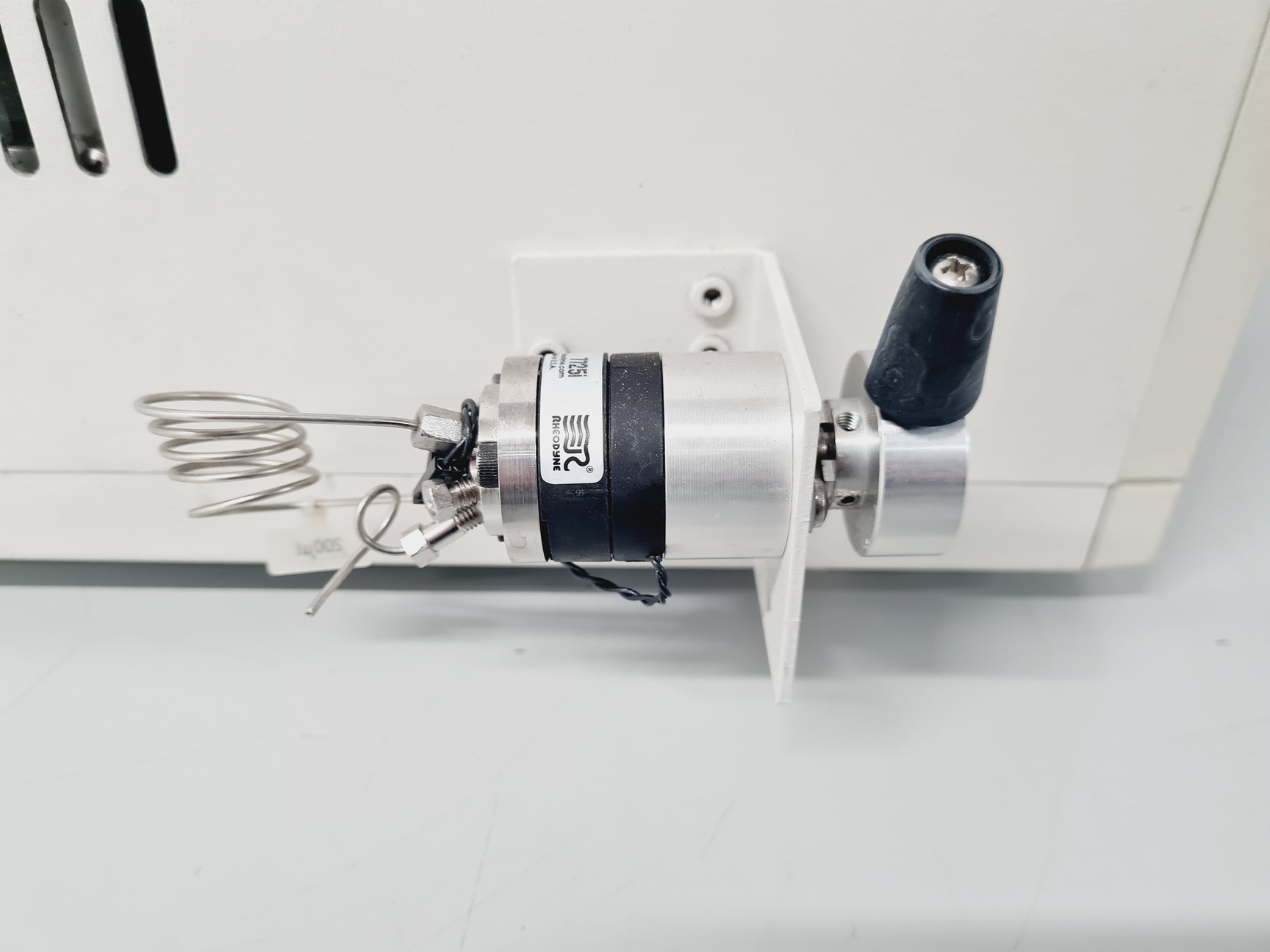 Image of Beckman Coulter System Gold 126 Solvent Module, 127 Solvent Module, 116 Detector