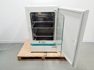 Thumbnail image of Kendro Heraeus Model HERAcell 150 CO2 Incubator Lab