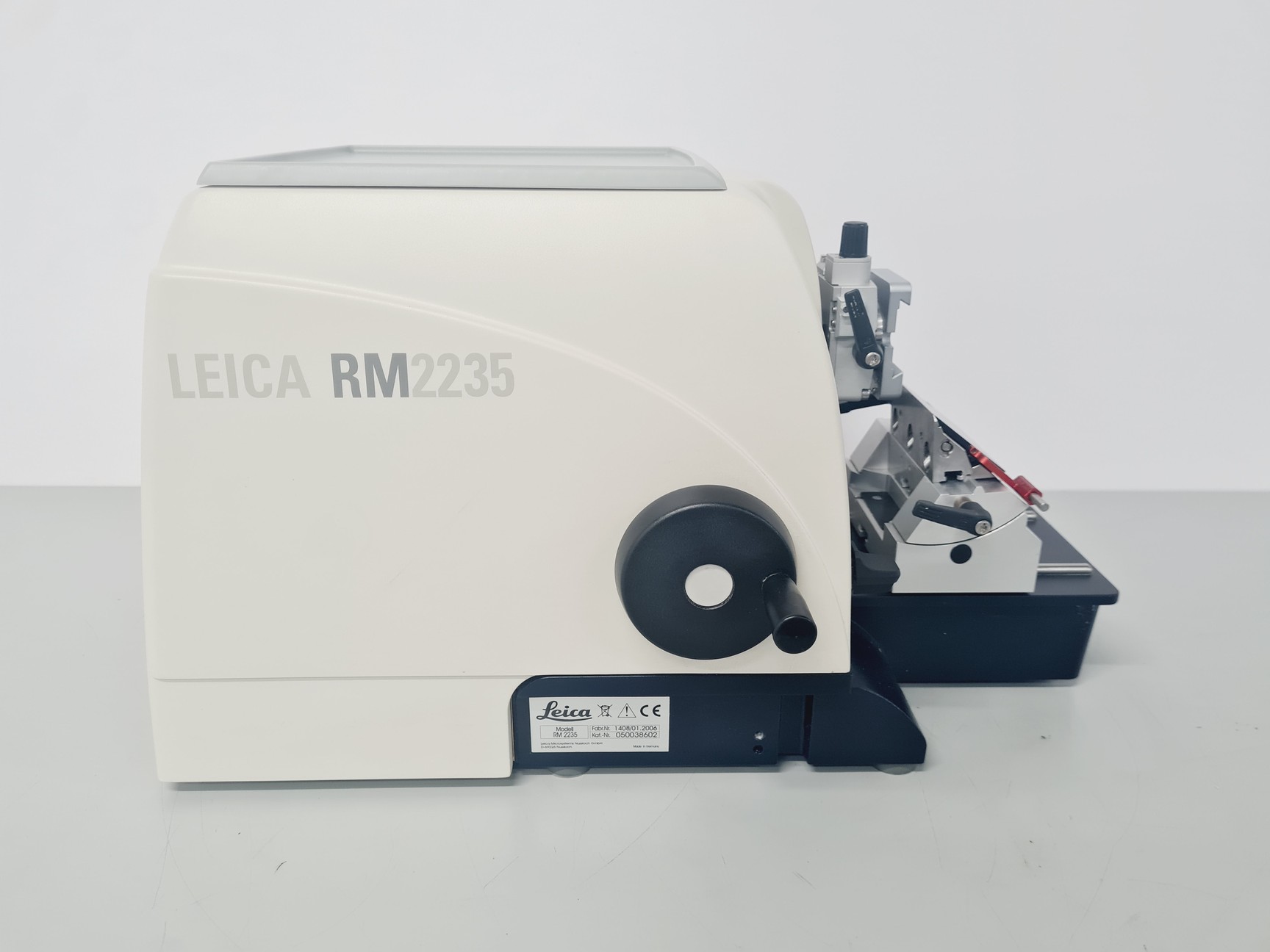 Image of Leica Model RM2235 Rotary Microtome Lab