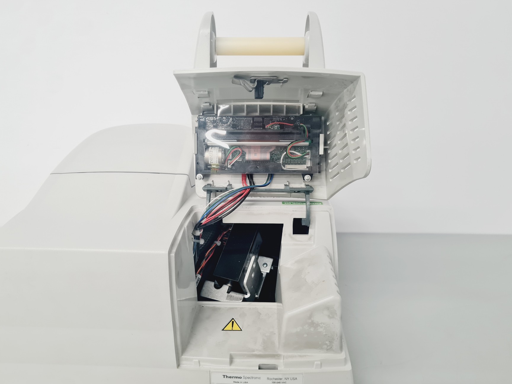 Image of Thermo Spectronic BioMate 3 Spectrophotometer Lab