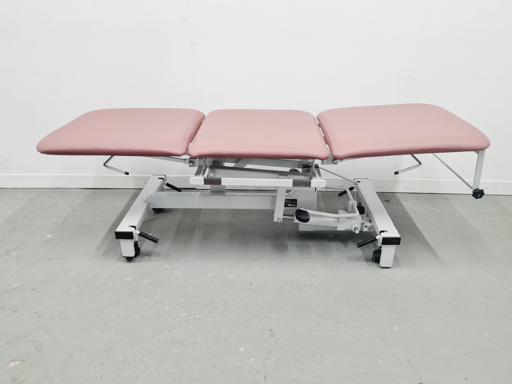 Image of Plinth 2000 Examination & Treatment Couch, Three Section 