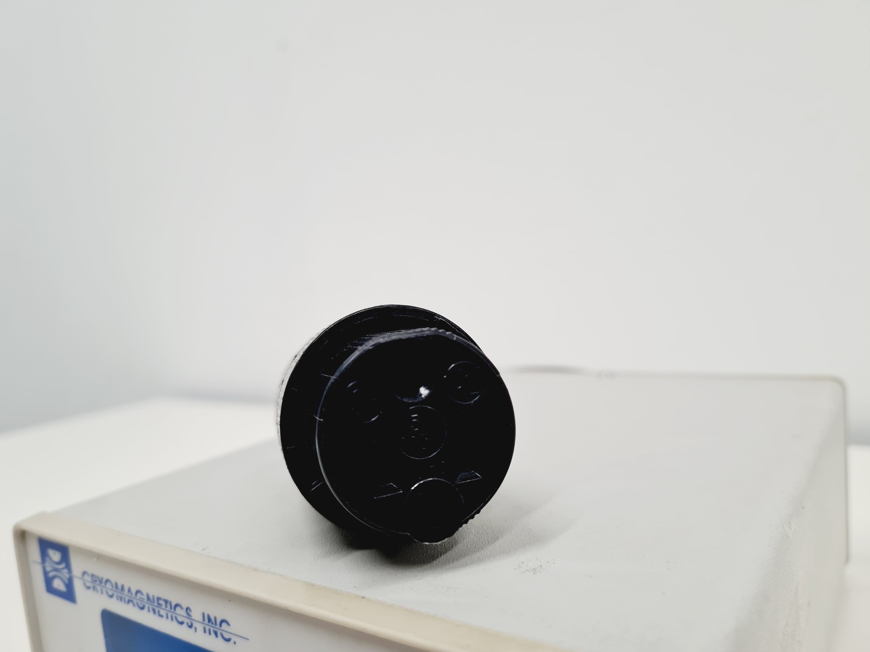 Image of Cryomagnetics Inc. Liquid Cryogen Level Monitor Model LM-500