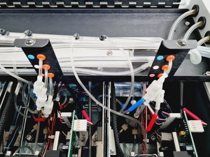 Thumbnail image of GeneChip Fluidics Station 450 Lab