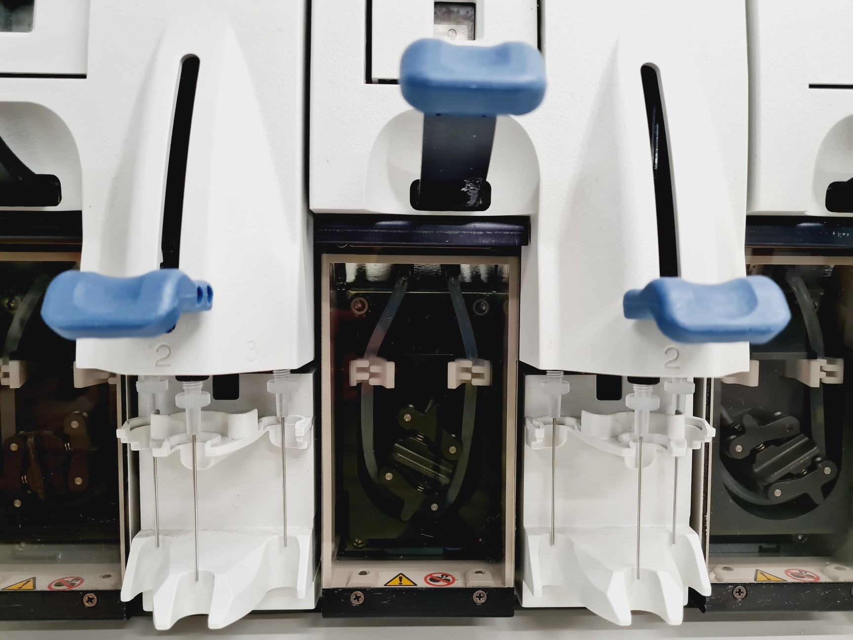 Image of GeneChip Fluidics Station 450 Lab