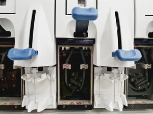 Thumbnail image of GeneChip Fluidics Station 450 Lab
