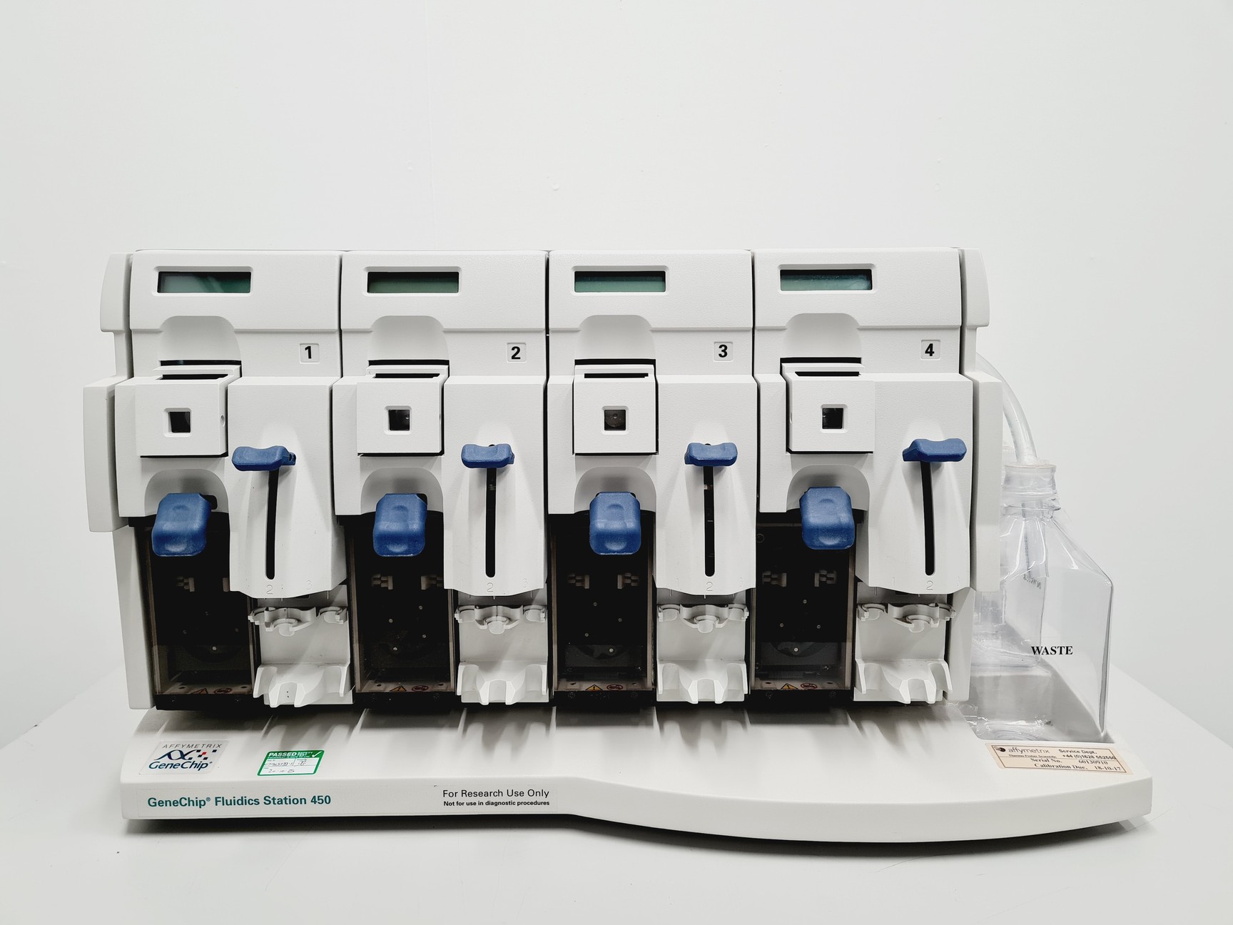 Image of GeneChip Fluidics Station  Model:450 Lab
