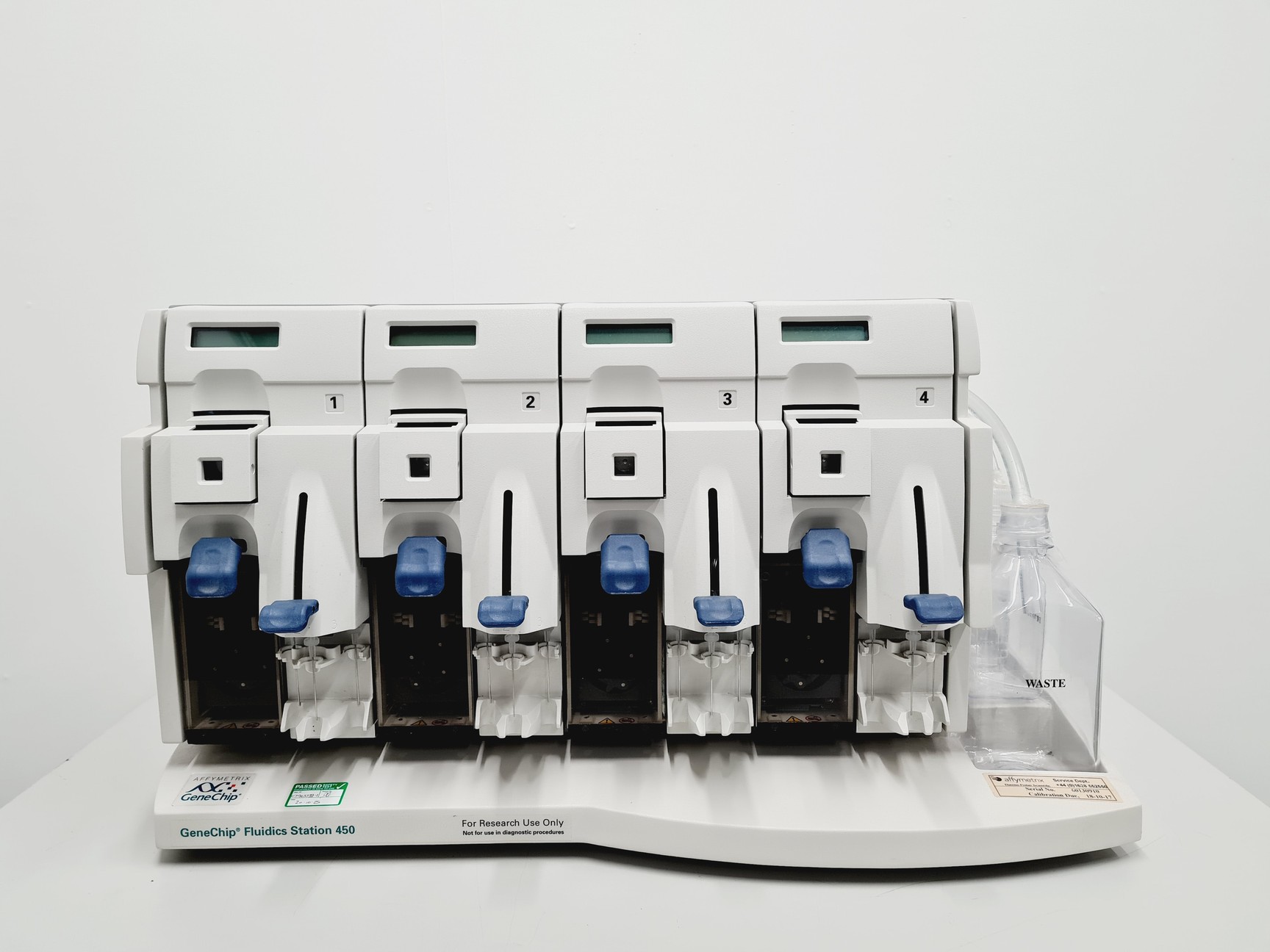 Image of GeneChip Fluidics Station  Model:450 Lab