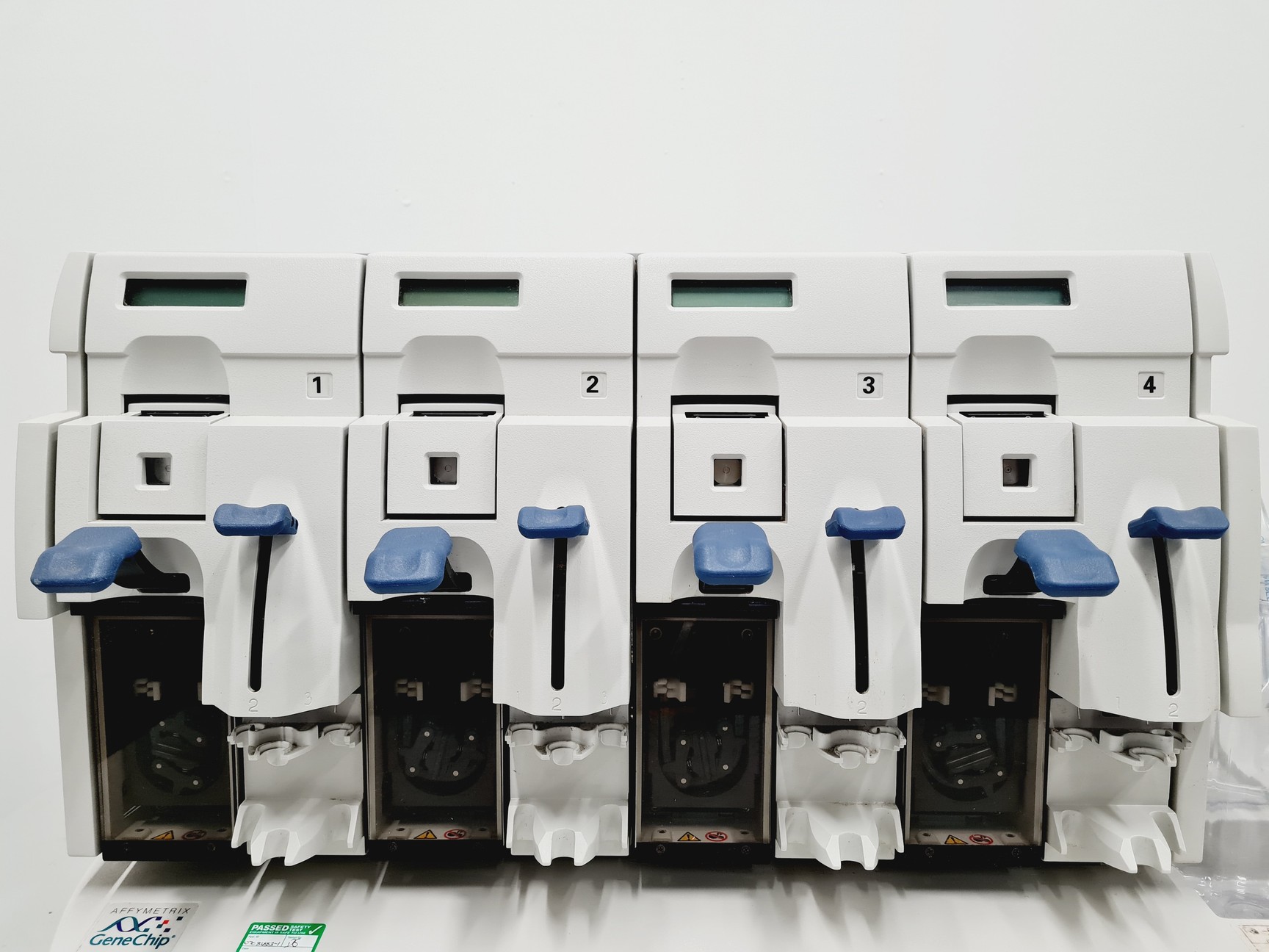 Image of Affymetrix GeneChip Fluidics Station 450 Lab