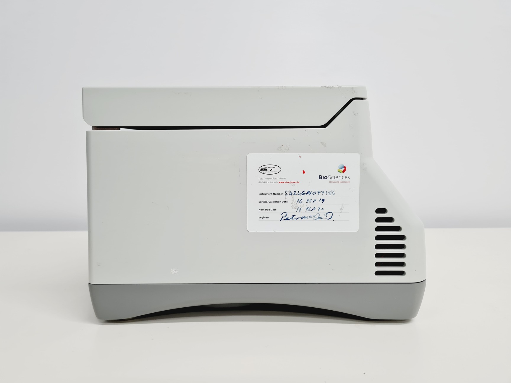Image of Eppendorf Centrifuge 5424