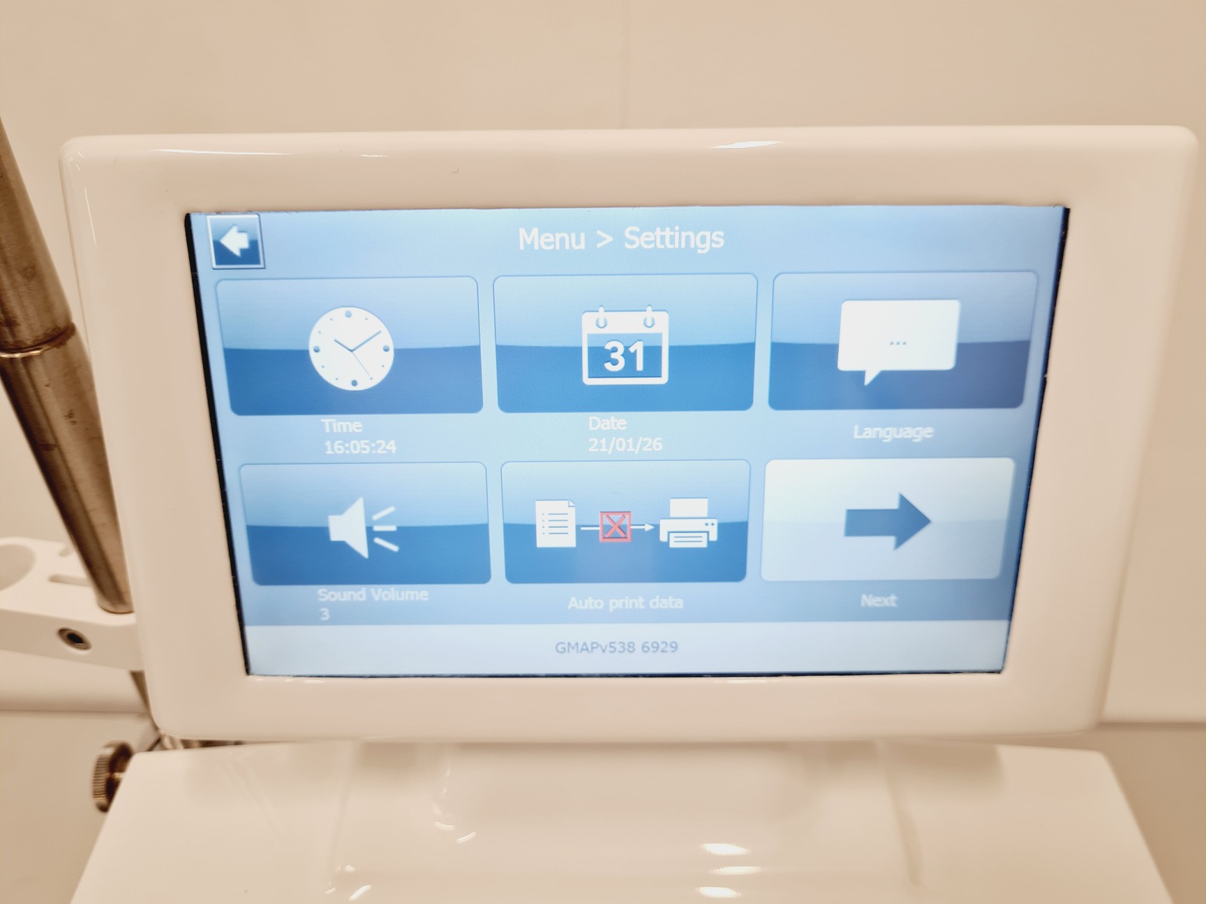 Image of GE Biosafe Sepax C-Pro Separation System Lab