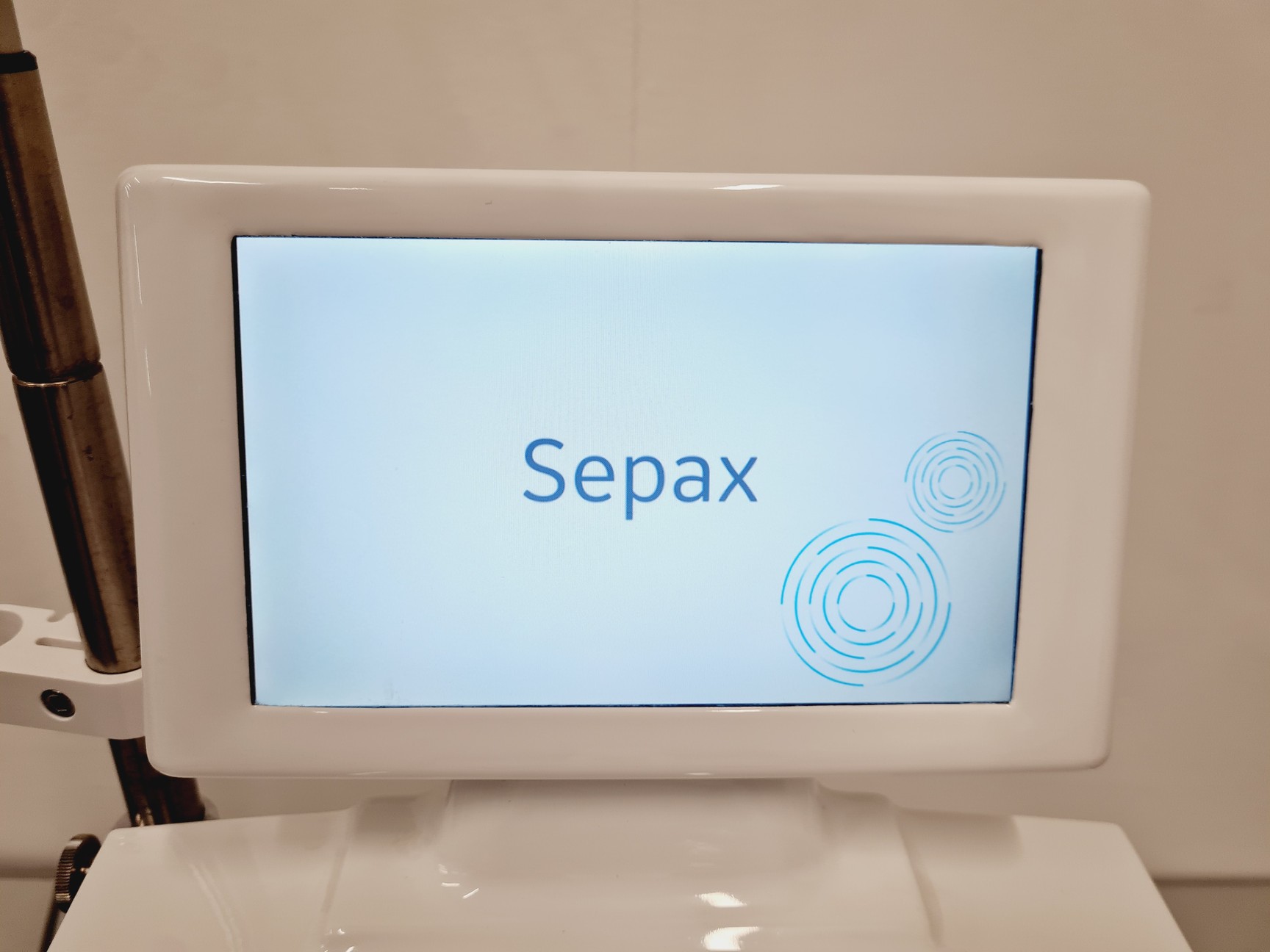 Image of GE Biosafe Sepax C-Pro Separation System Lab