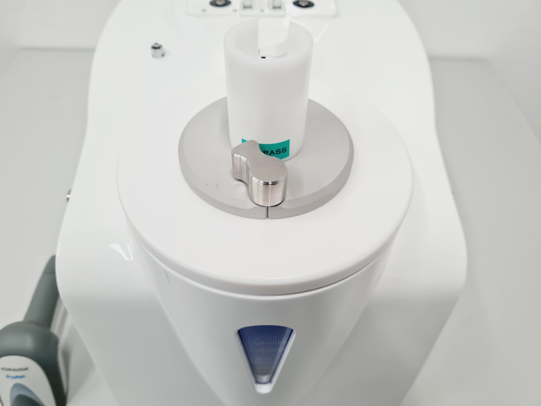 Image of GE Biosafe Sepax C-Pro Separation System Lab