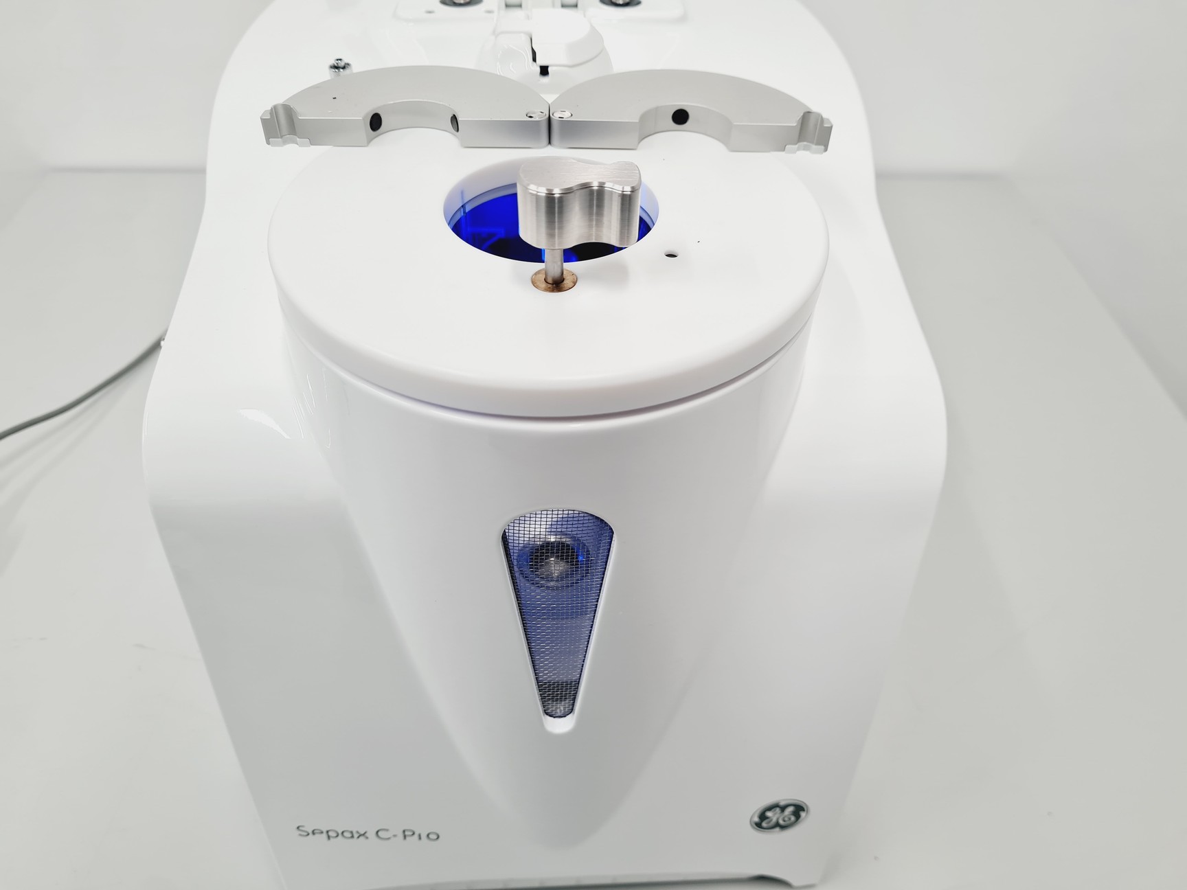 Image of GE Biosafe Sepax C-Pro Separation System Lab