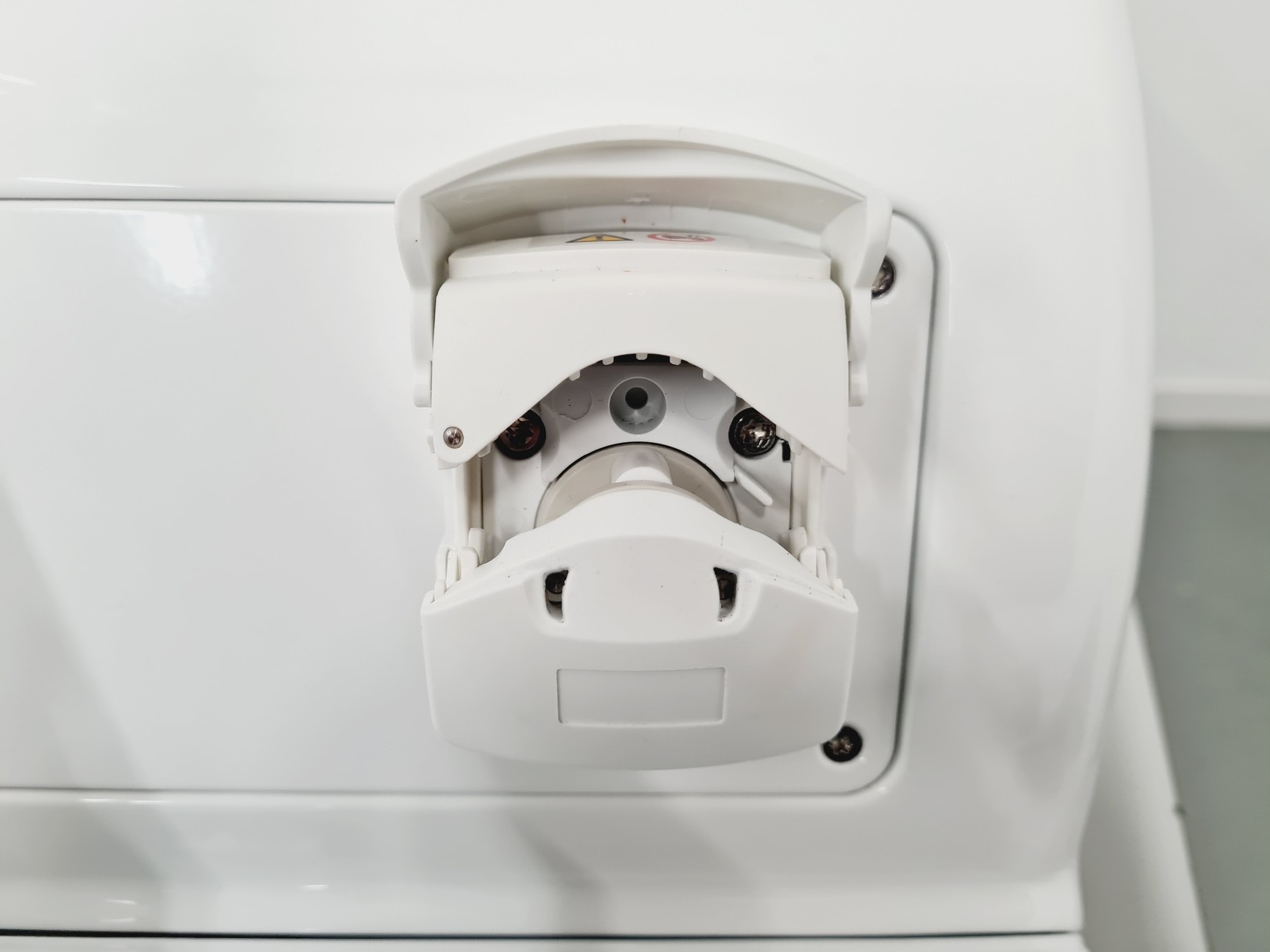 Image of GE Healthcare S-2000 Sofia Cell Processing Unit (2021) Lab