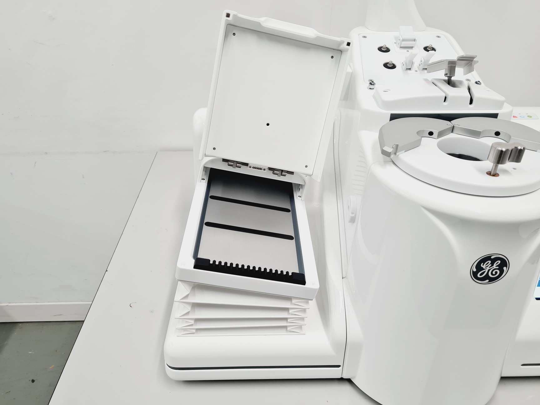 Sofia Interface Lab Machine GE Healthcare / Cytiva S-2000 Sofia Cell Processing Unit (2021) Lab