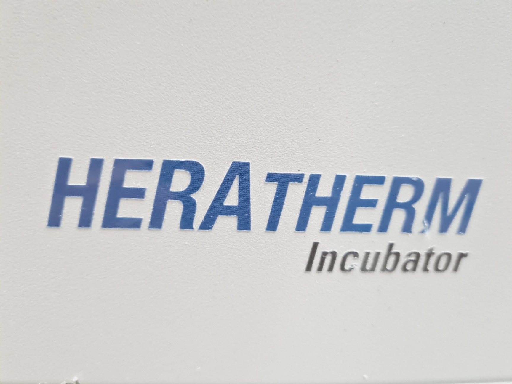Image of Thermo Scientific Heratherm IGS400 Incubator Lab
