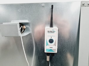 Thumbnail image of Thermo Scientific Heratherm IGS400 Incubator Lab