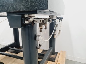 Thumbnail image of Granite Surface Vibration Isolation Table ( 122 L x 93 W x 86 H cm )
