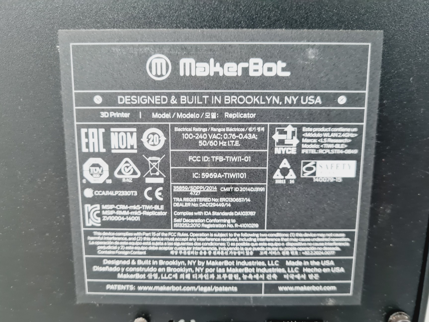 Image of MakerBot Model Replicator Desktop 3D Printer