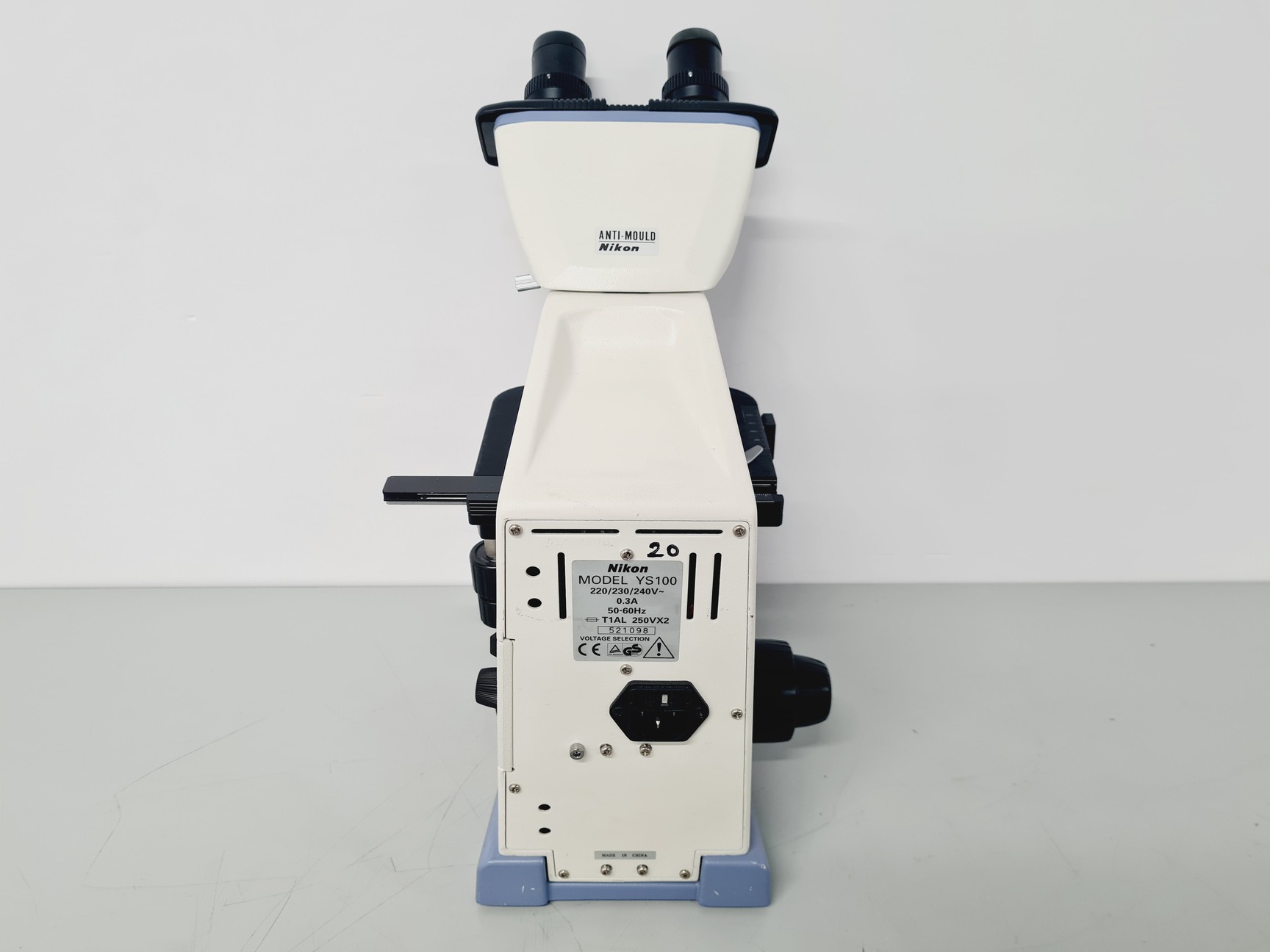 Image of Nikon YS100 Biological Microscope w/ 4 x Objectives - 4/10/40/100x Oil Lab