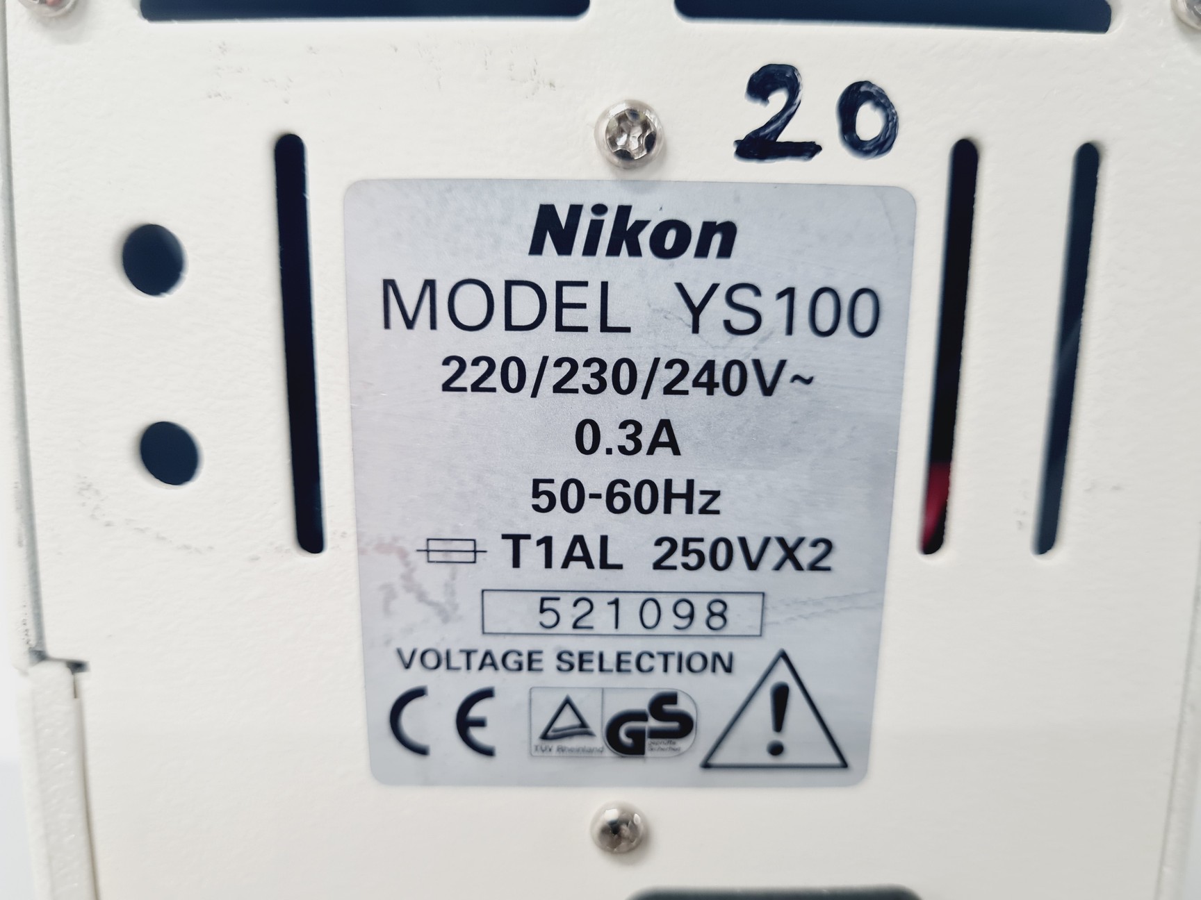 Image of Nikon YS100 Biological Microscope w/ 4 x Objectives - 4/10/40/100x Oil Lab
