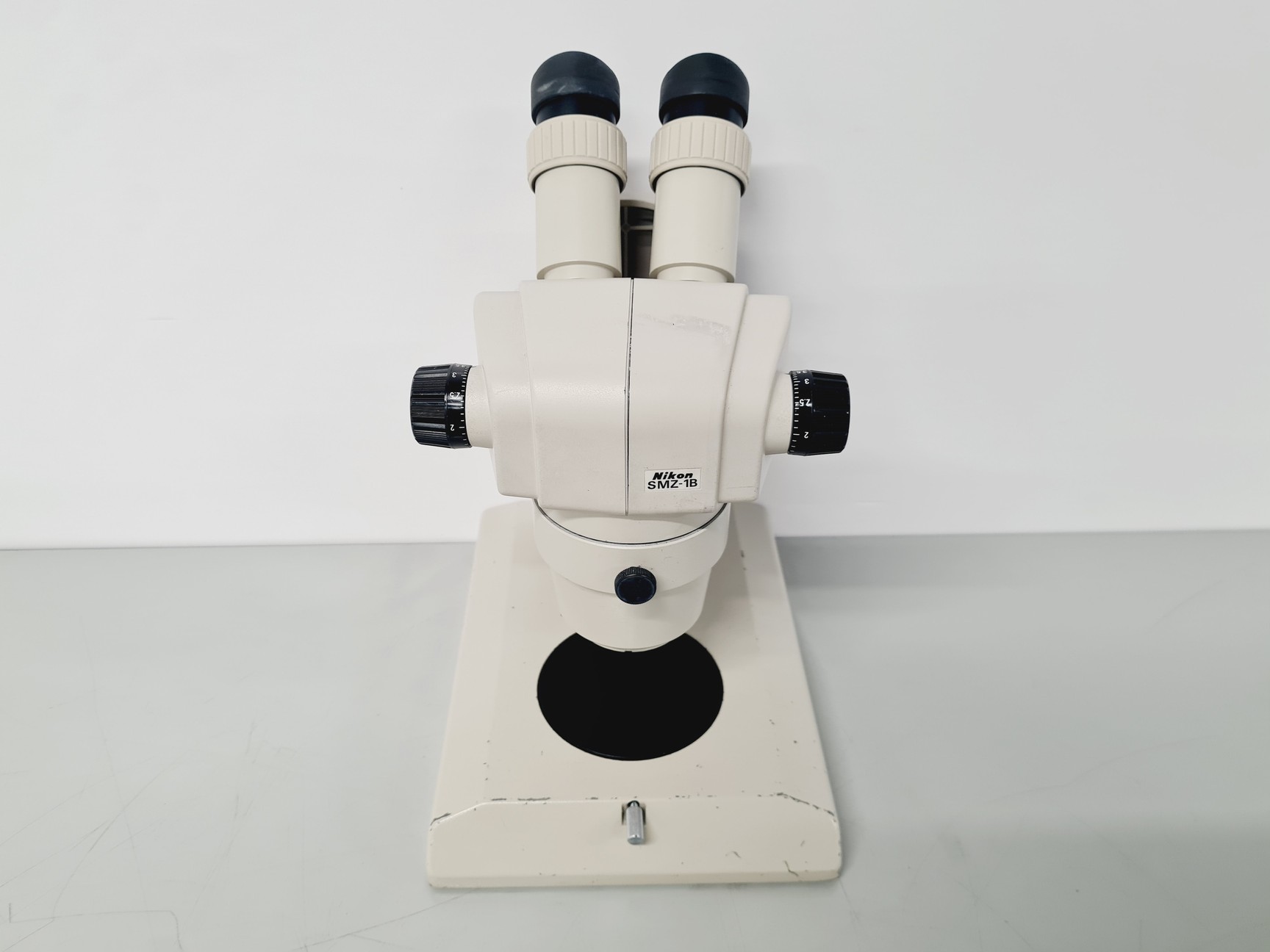 Image of Nikon Type SMZ-1B Stereo Microscope Lab