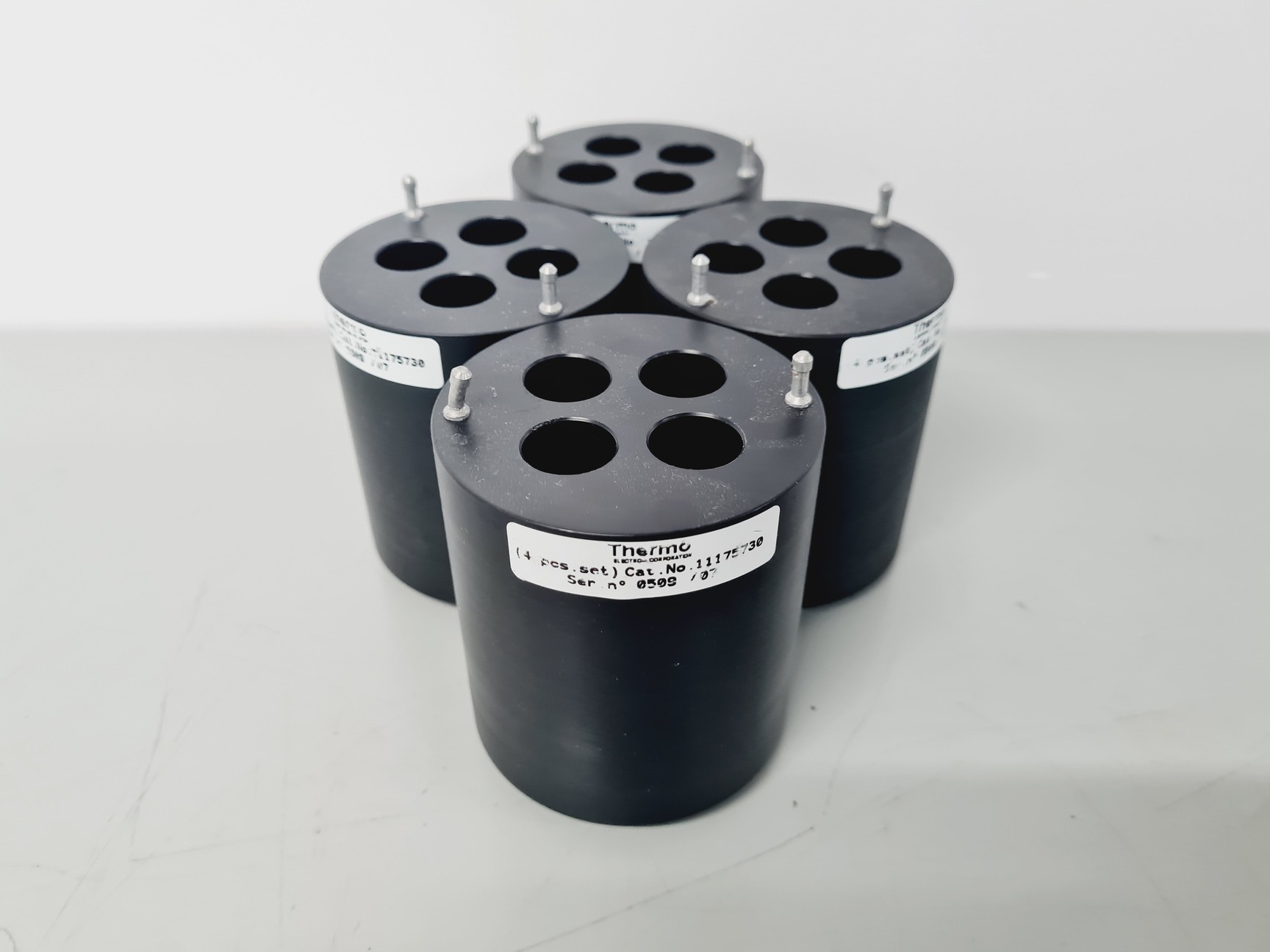 Image of Thermo Scientific Jouan CR3i Centrifuge w/ FiberLite F14-48x1.5/2 Rotor Lab