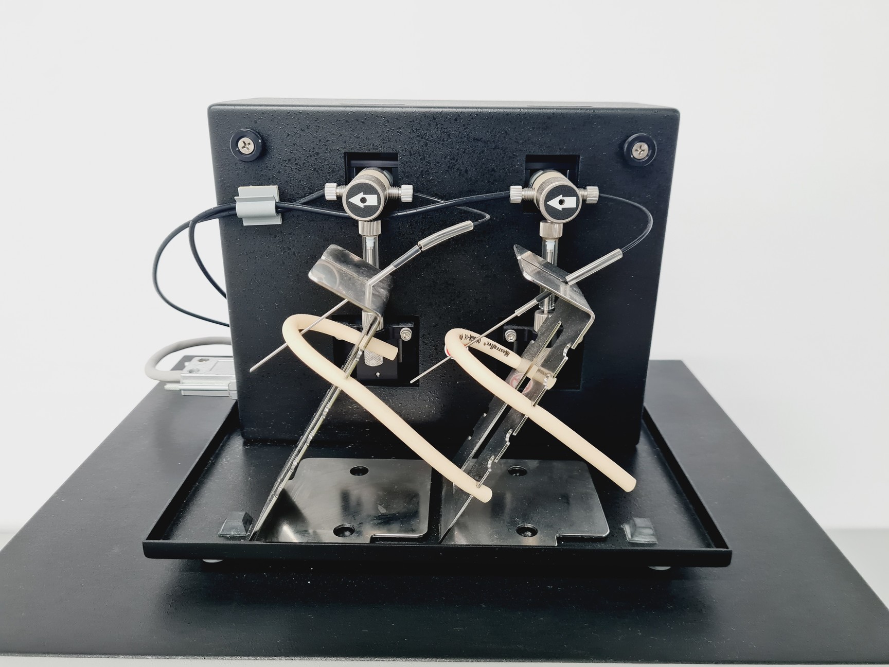 Image of BioTek Synergy HT Microplate Reader Lab