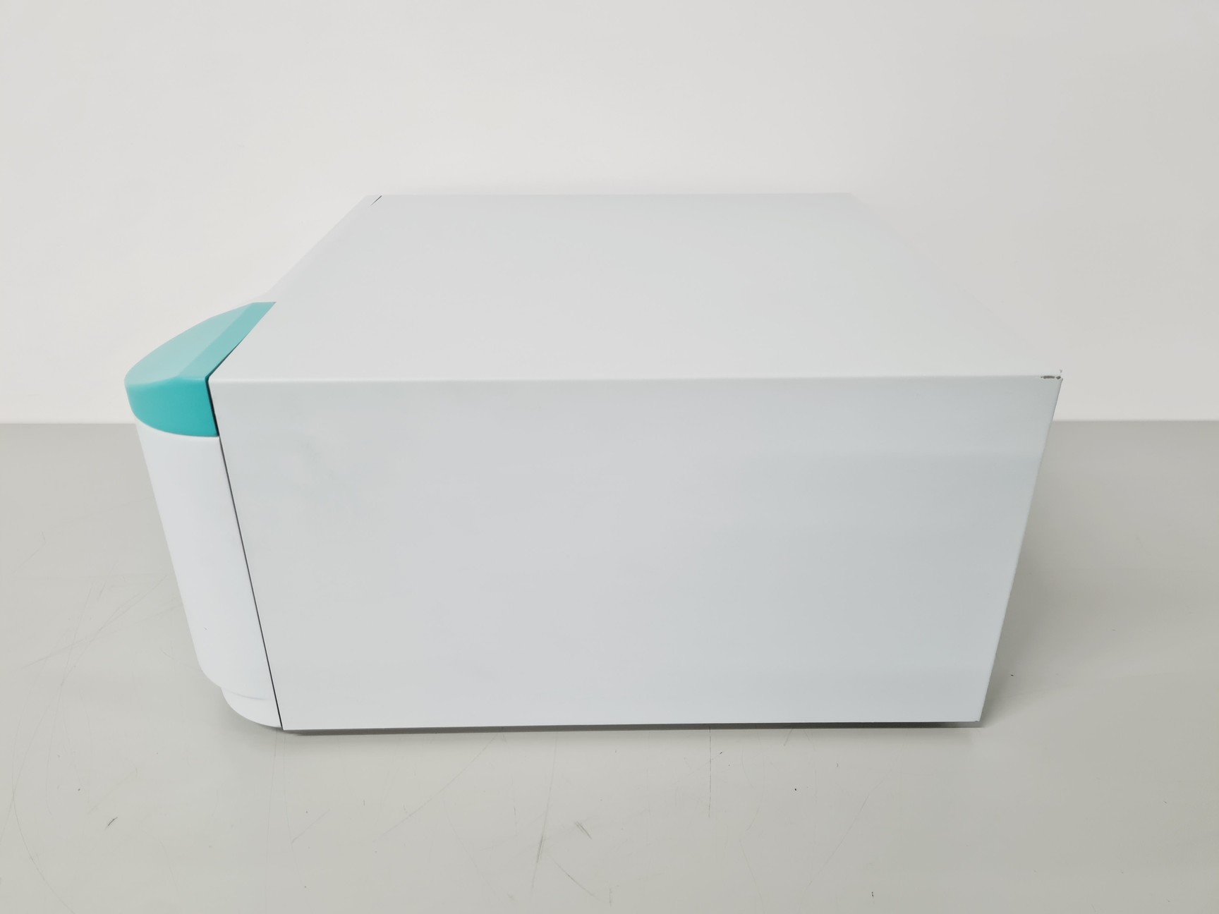 Thermo Multiskan Spectrum 1500 Spectrometer Microplate Reader Lab