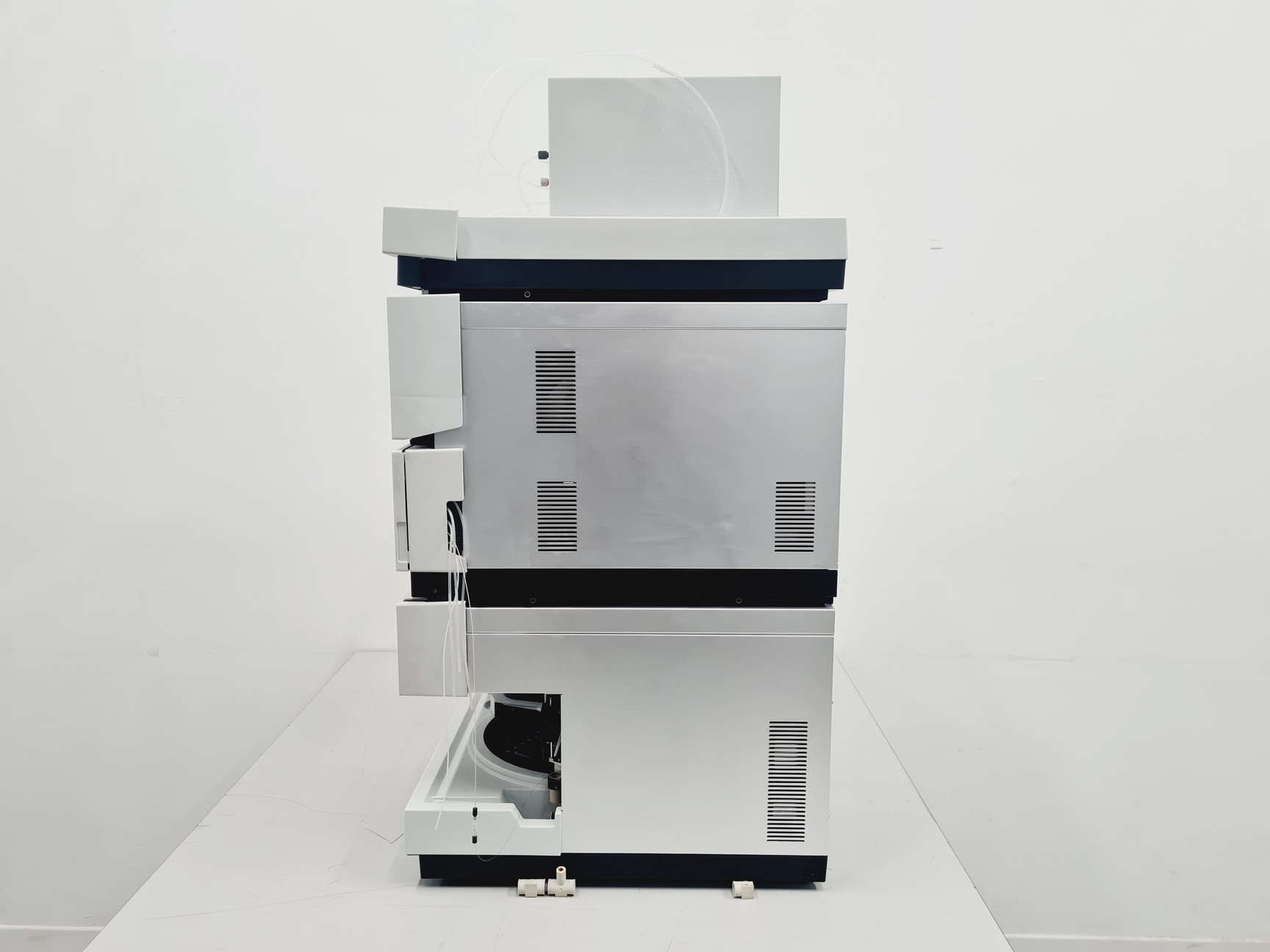 Image of Dionex Ultimate 3000 HPLC System with RSLCnano System & RS Autosampler