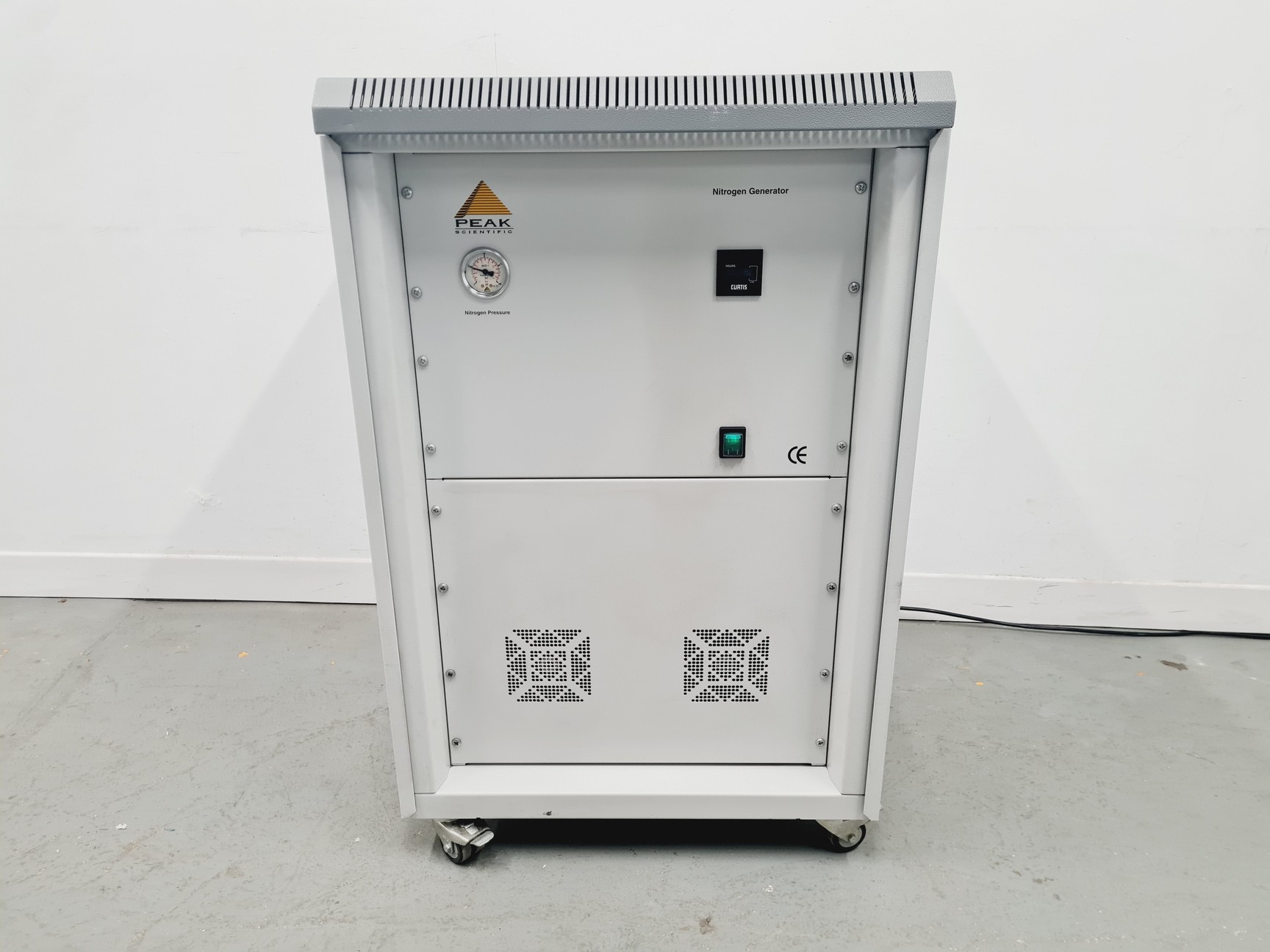 Image of Peak Scientific Nitrogen Generator Model - NM30LA-MS
