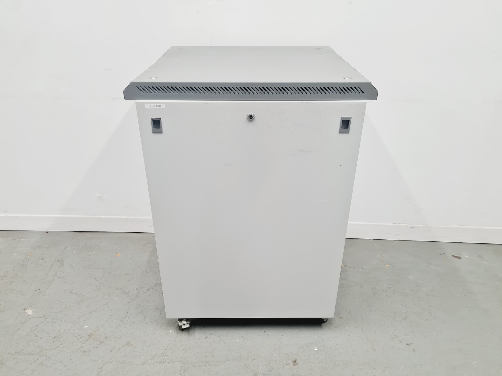 Image of Peak Scientific Nitrogen Generator Model - NM30LA-MS