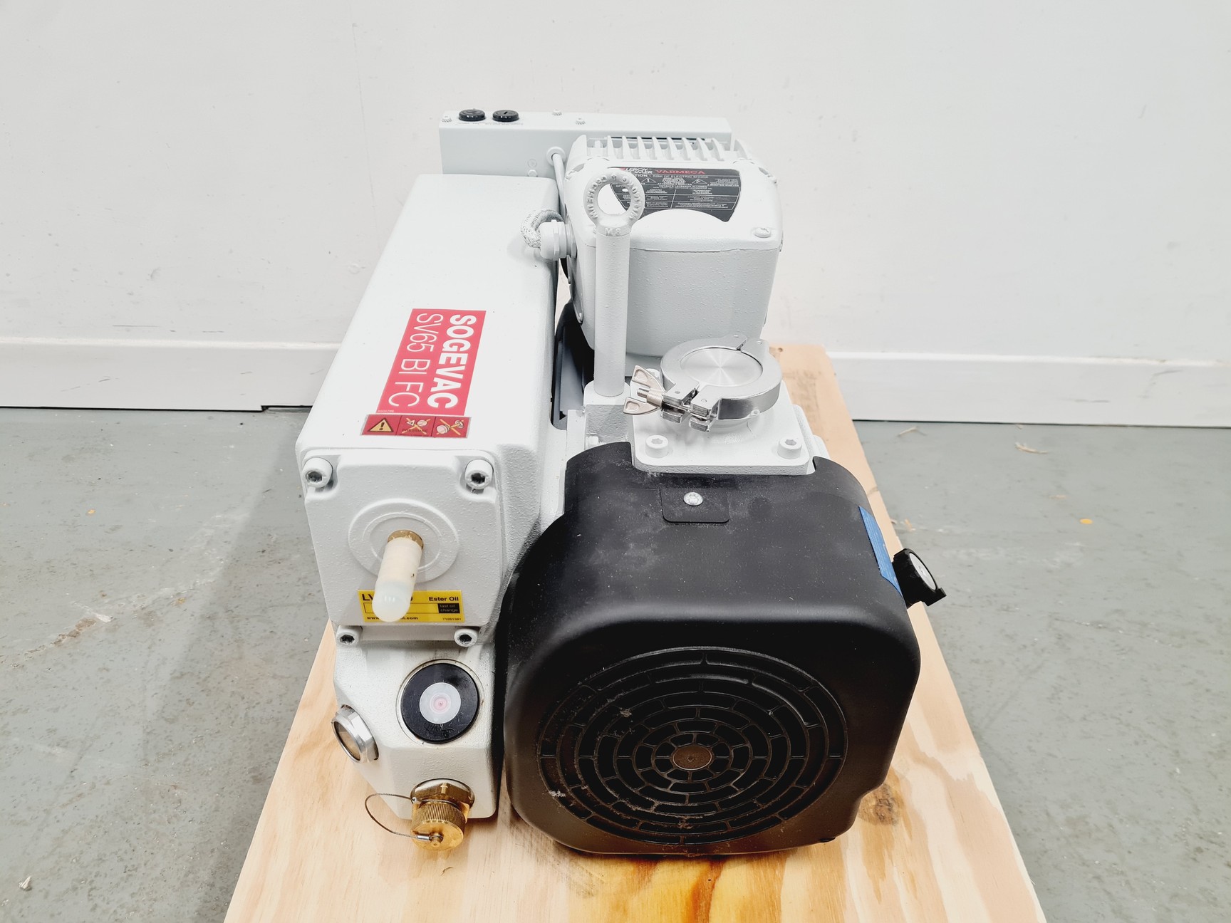 Image of Sogevac Model SV65 BI FC Vacuum Pump