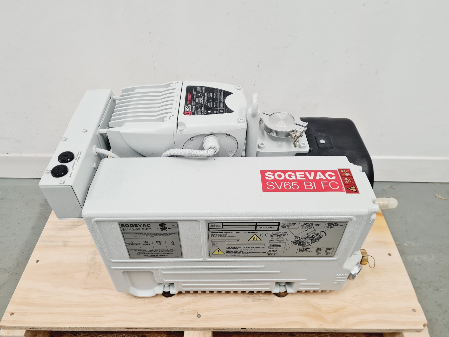 Image of Sogevac Model SV65 BI FC Vacuum Pump