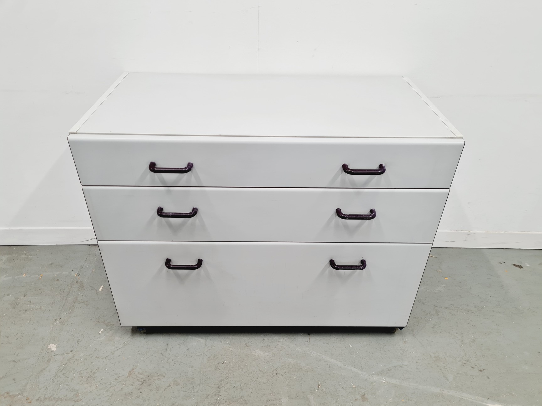 Image of Set of 5 S+B Under Bench Lab Storage, 3 x 2 Door Cupboards 2 x 3 Drawer Chests