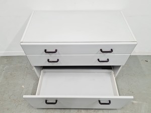 Thumbnail image of Set of 5 S+B Under Bench Lab Storage, 3 x 2 Door Cupboards, 2 x 3 Drawer Chests
