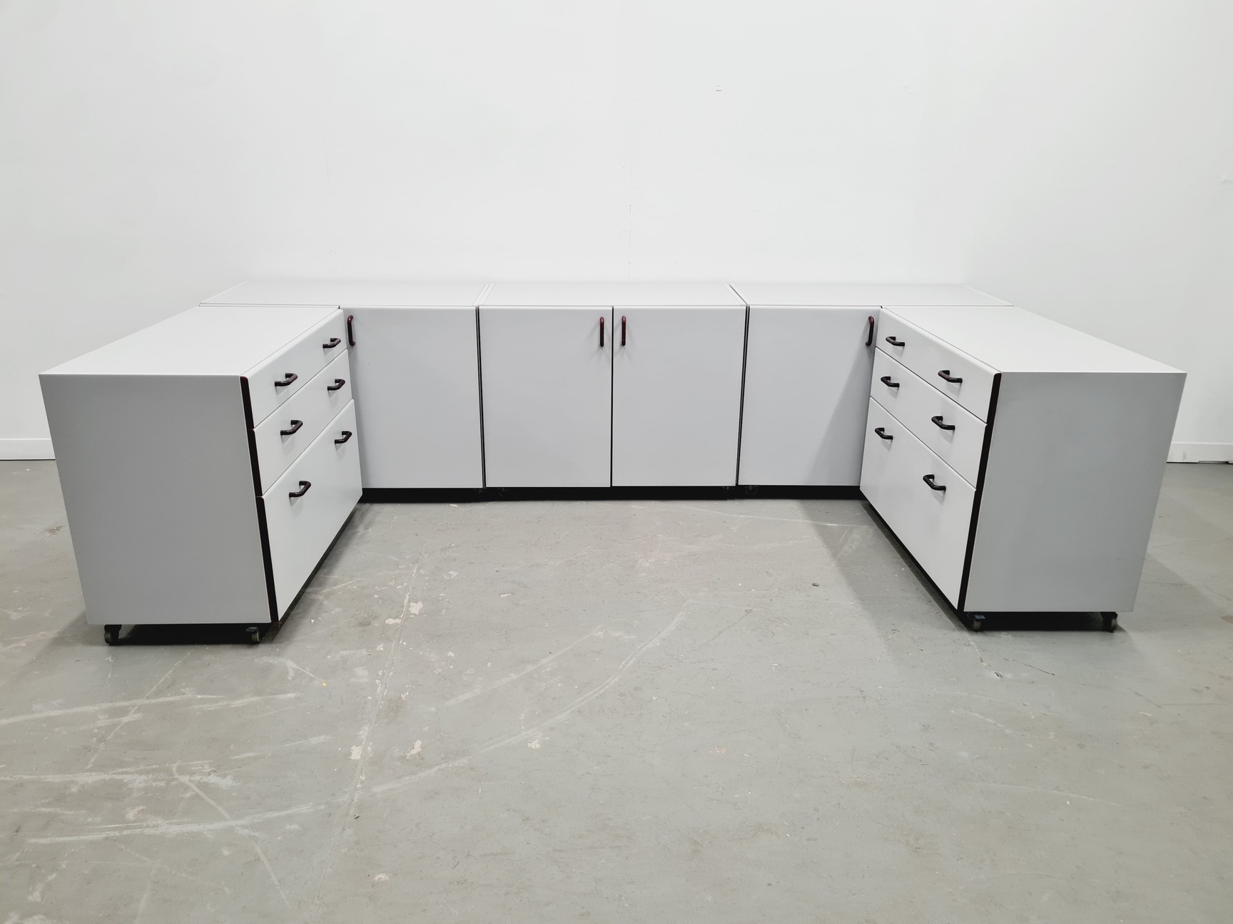 Image of Set of 5 S+B Under Bench Lab Storage, 3 x 2 Door Cupboards, 2 x 3 Drawer Chests
